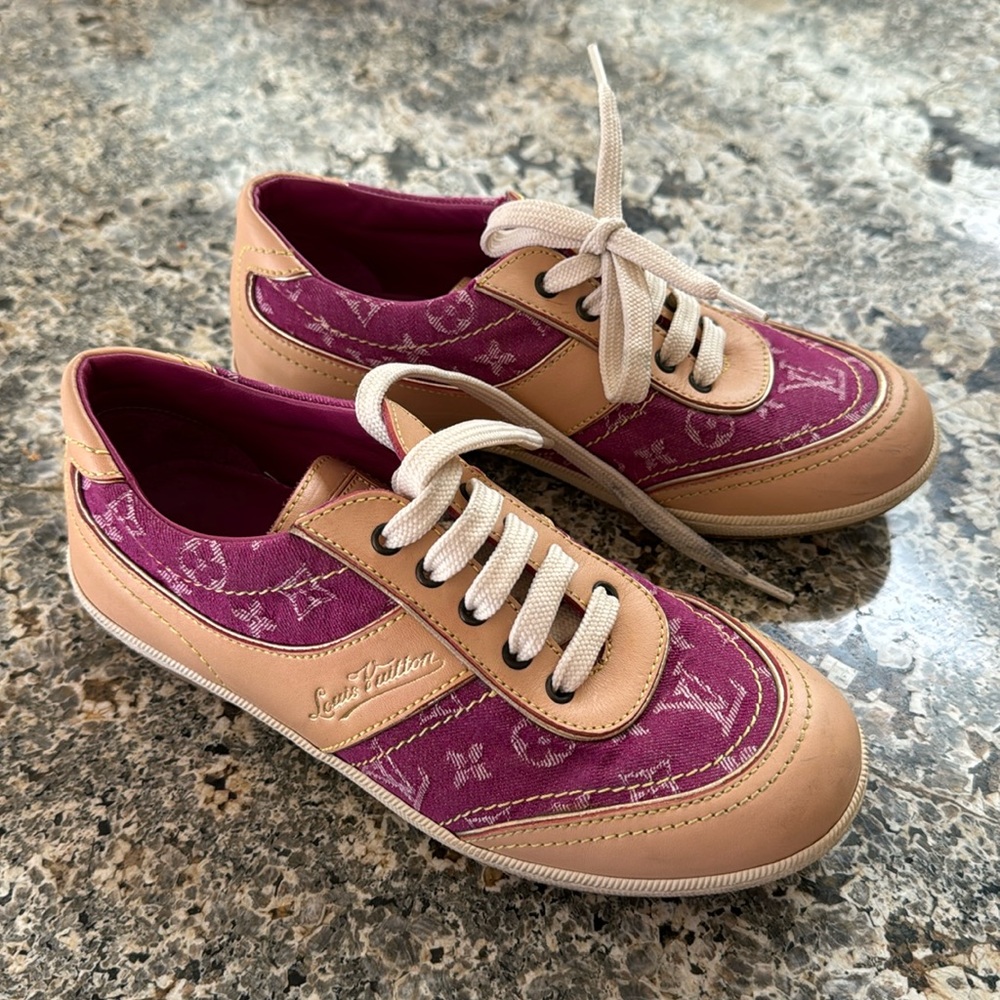 Louis Vuitton girls shoes